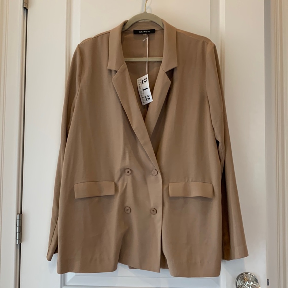 Sugar & Lips Summer Short Suit- M/L